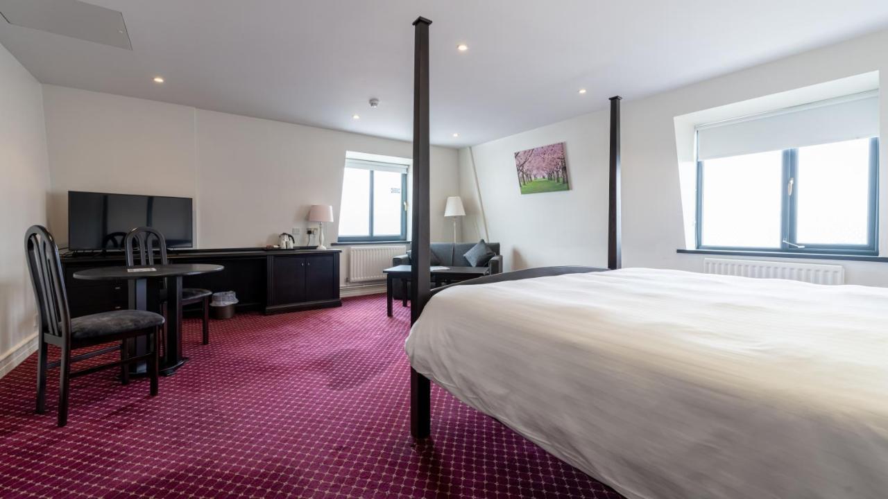 Marine Court Hotel Bangor  Bagian luar foto